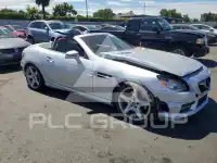 2016 Mercedes Benz SLK-Class фото
