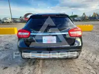 2016 Mercedes Benz GLA-Class фото