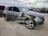 2016 Mercedes Benz GLC-Class фото