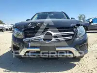 2016 Mercedes Benz GLC-Class фото