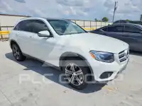 2016 Mercedes Benz GLC-Class фото