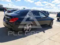 2016 Mercedes Benz C-Class фото