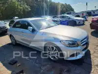2016 Mercedes Benz C-Class photo