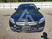 2016 Mercedes Benz C-Class фото