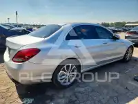 2016 Mercedes Benz C-Class photo