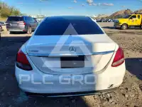 2016 Mercedes Benz C-Class фото