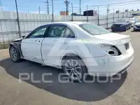 2016 Mercedes Benz C-Class photo