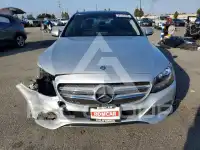 2016 Mercedes Benz C-Class фото