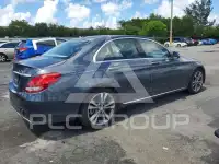 2016 Mercedes Benz C-Class photo