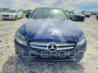 2016 Mercedes Benz C-Class photo