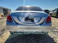 2016 Mercedes Benz C-Class photo
