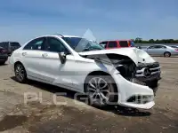 2016 Mercedes Benz C-Class photo