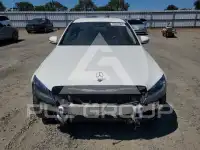 2016 Mercedes Benz C-Class photo