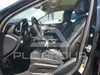 2016 Mercedes Benz C-Class фото