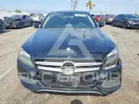 2016 Mercedes Benz C-Class photo
