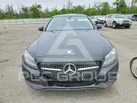 2016 Mercedes Benz C-Class photo