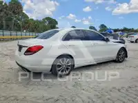 2016 Mercedes Benz C-Class фото