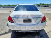 2016 Mercedes Benz C-Class photo