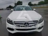 2016 Mercedes Benz C-Class photo