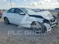 2016 Mercedes Benz C-Class photo