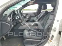 2016 Mercedes Benz C-Class фото