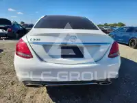 2016 Mercedes Benz C-Class photo