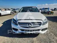 2016 Mercedes Benz C-Class photo