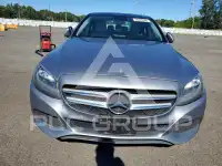 2016 Mercedes Benz C-Class photo