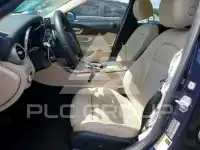2016 Mercedes Benz C-Class фото
