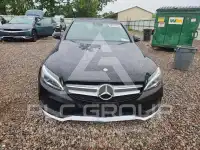2016 Mercedes Benz C-Class photo