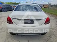 2016 Mercedes Benz C-Class фото