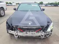 2016 Mercedes Benz C-Class photo
