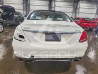 2016 Mercedes Benz C-Class фото