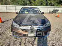 2016 Mercedes Benz E-Class photo