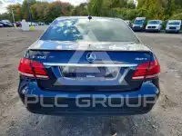 2016 Mercedes Benz E-Class photo