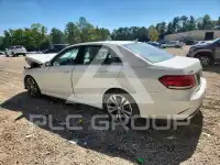 2016 Mercedes Benz E-Class photo