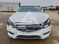 2016 Mercedes Benz E-Class фото