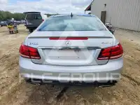 2016 Mercedes Benz E-Class фото