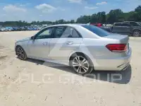 2016 Mercedes Benz E-Class фото
