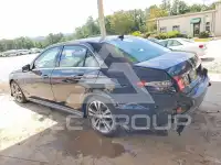 2016 Mercedes Benz E-Class photo