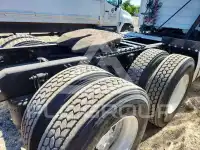 2016 Volvo VNL фото