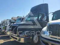 2016 Volvo VNL photo