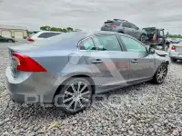 2016 Volvo S60 photo