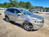 2016 Volvo XC60 photo