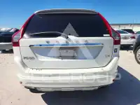 2016 Volvo XC60 photo