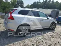 2016 Volvo XC60 photo