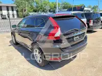 2016 Volvo XC60 photo
