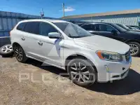 2016 Volvo XC60 photo
