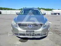 2016 Volvo XC60 фото