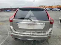 2016 Volvo XC60 фото